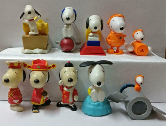 Snoopy Cute Oriental Chinese Wear Costume PVC Toys Figure x10 Lot F/S FTY001 *I