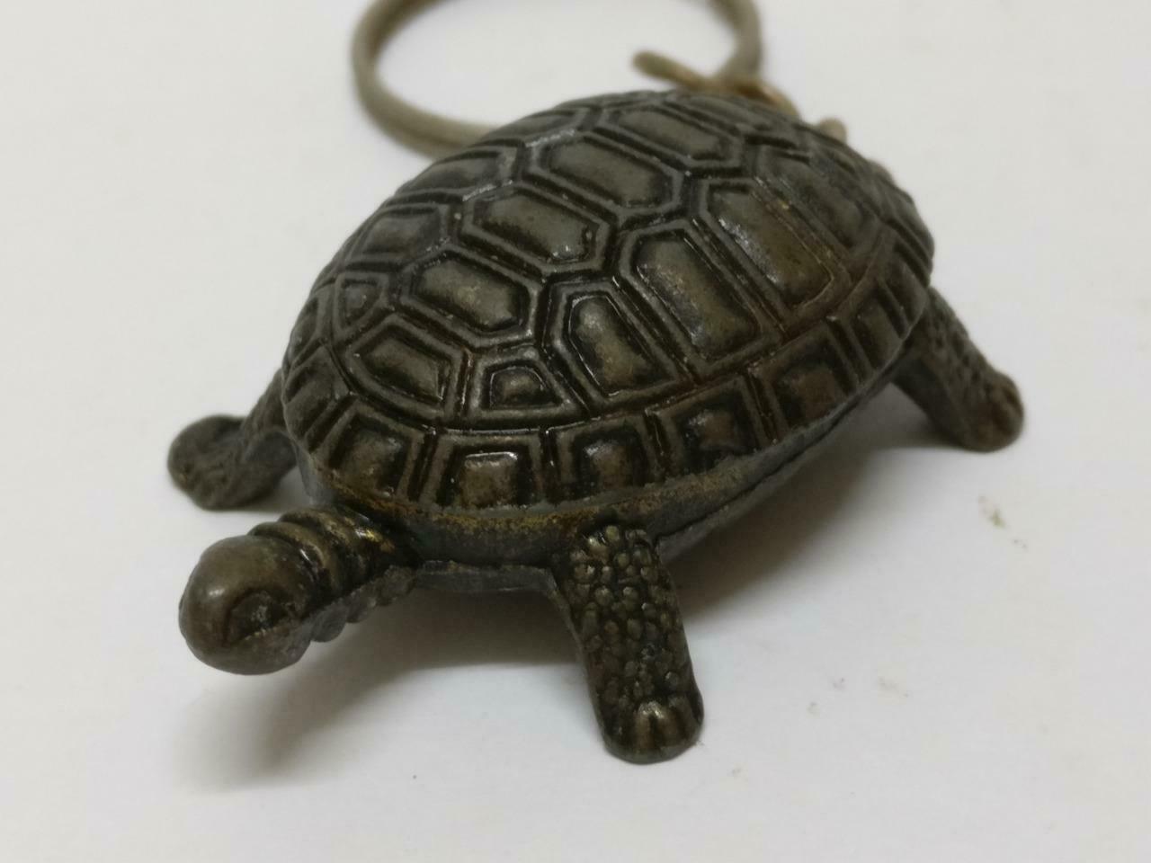 LP888 Rare Vintage Cute Metal Tortoise Animal Souvenir Keychain Keyring F/S (B766)