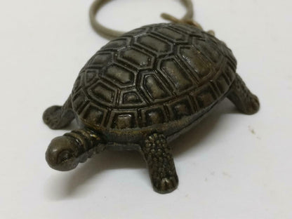 LP888 Rare Vintage Cute Metal Tortoise Animal Souvenir Keychain Keyring F/S (B766)