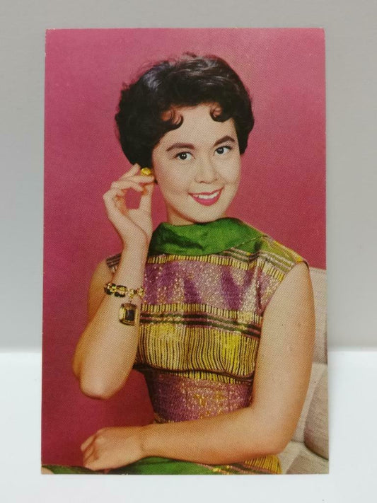 Vintage Hong Kong China Chinese Actress Retro Photo Card F/S (P166)