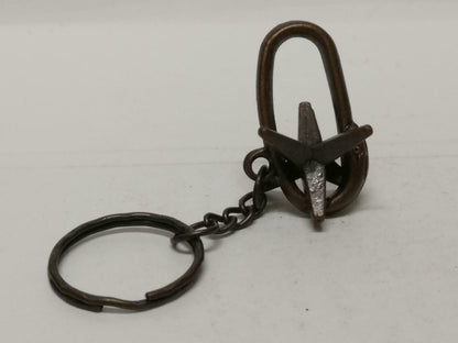 LP888 Rare Vintage Star Shape Bronze Unique Souvenir Keychain Keyring F/S (B718)