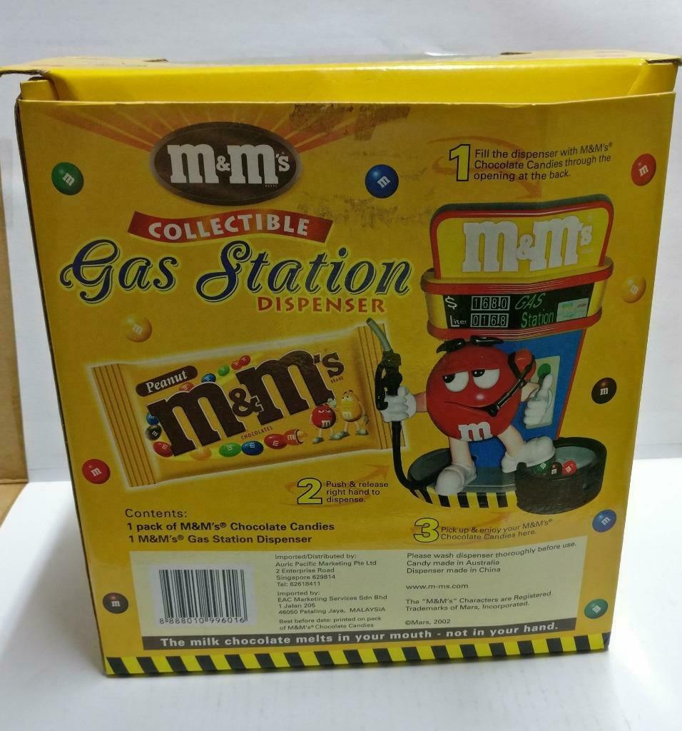 M&M's M&M Chocolate Blue Gas Petrol Station 2002 Candy Dispenser w/Box A2185 *5
