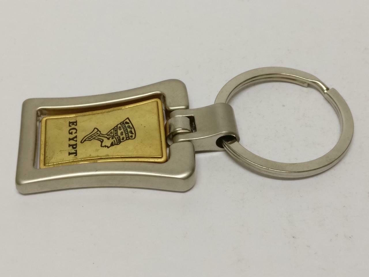 LP888 Rare Vintage Egypt Queen Gold Silver Tone Metal Keyring Keychain F/S (B789)