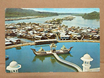LUCKYPIGEON Bird's Eye View Of Vintage Kampong Ayer Brunei Ship Postcard (C2017)