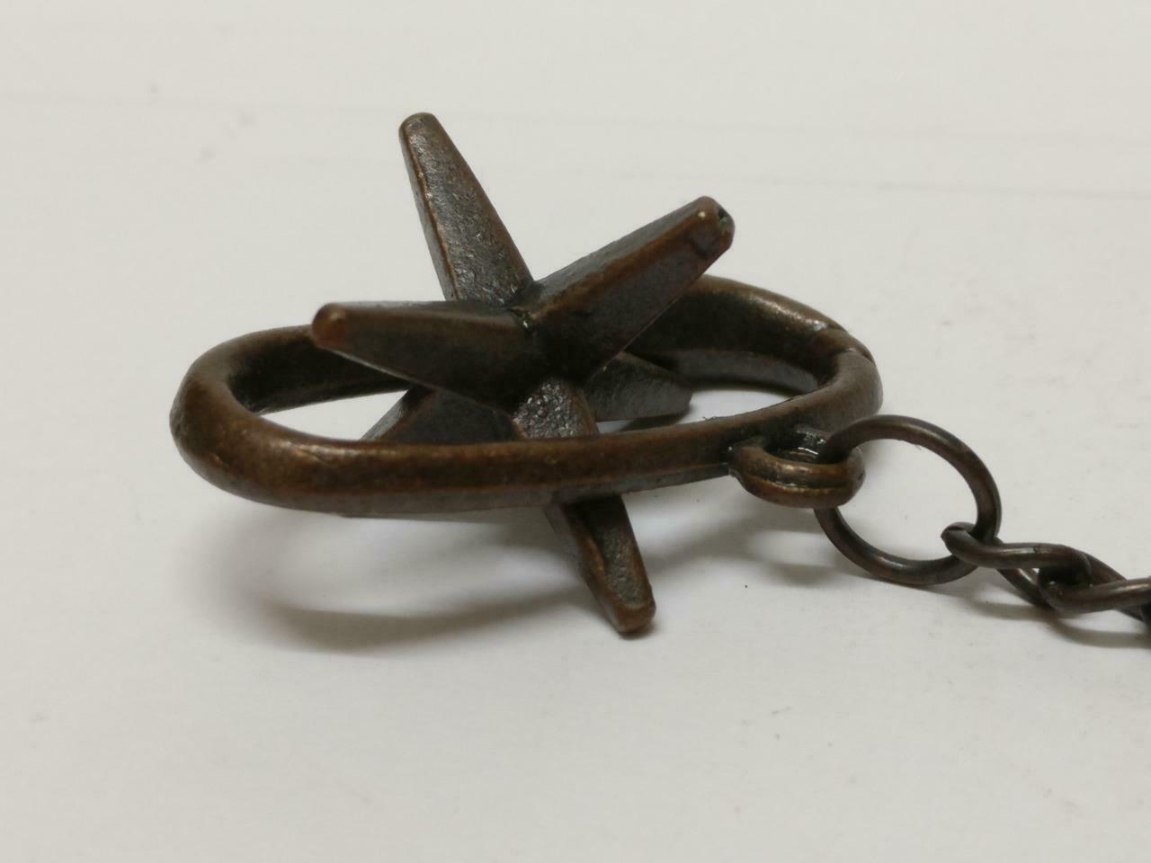 LP888 Rare Vintage Star Shape Bronze Unique Souvenir Keychain Keyring F/S (B718)