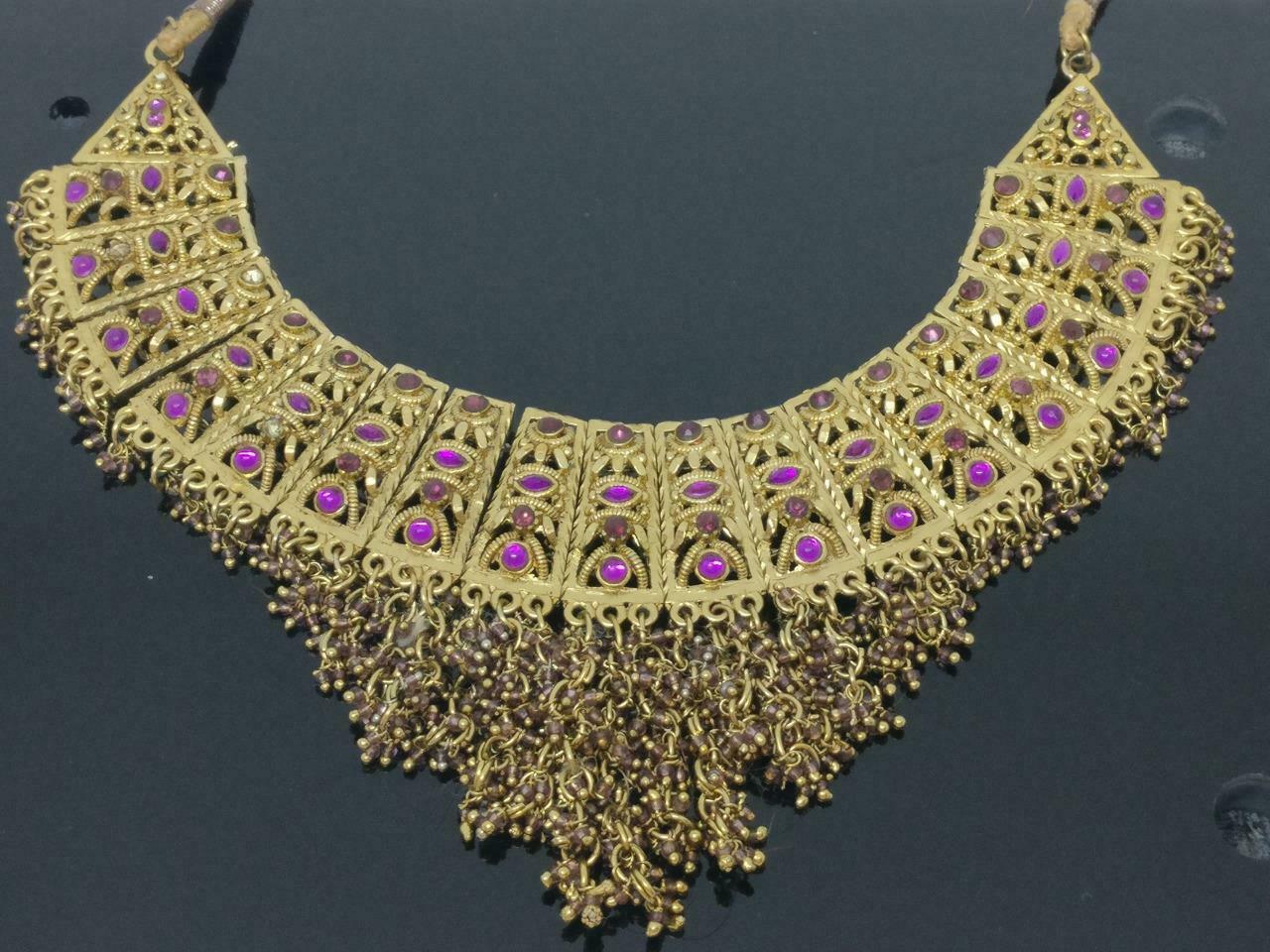 CJ888 Vintage Beautiful Purple Rhinestones Gold Tone Estate Necklace F/S J525