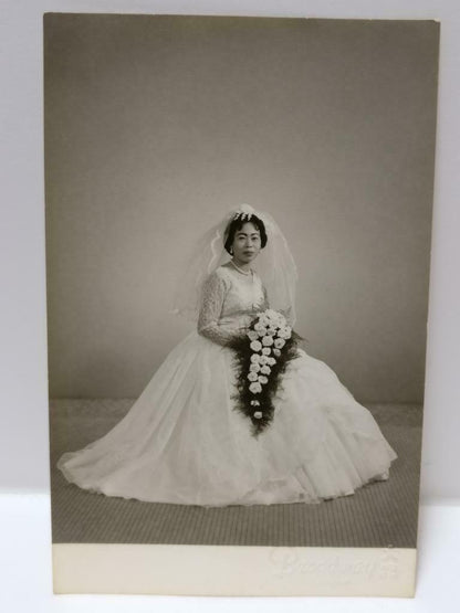 Vintage Asian Chinese Lady Wedding Bride Bouquet Studio Portrait B&W Photo P349