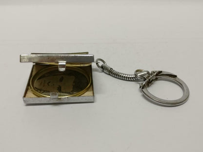LP888 Rare Vintage Couple Love Heart Photo Locket Metal Keychain Keyring F/S (B689)