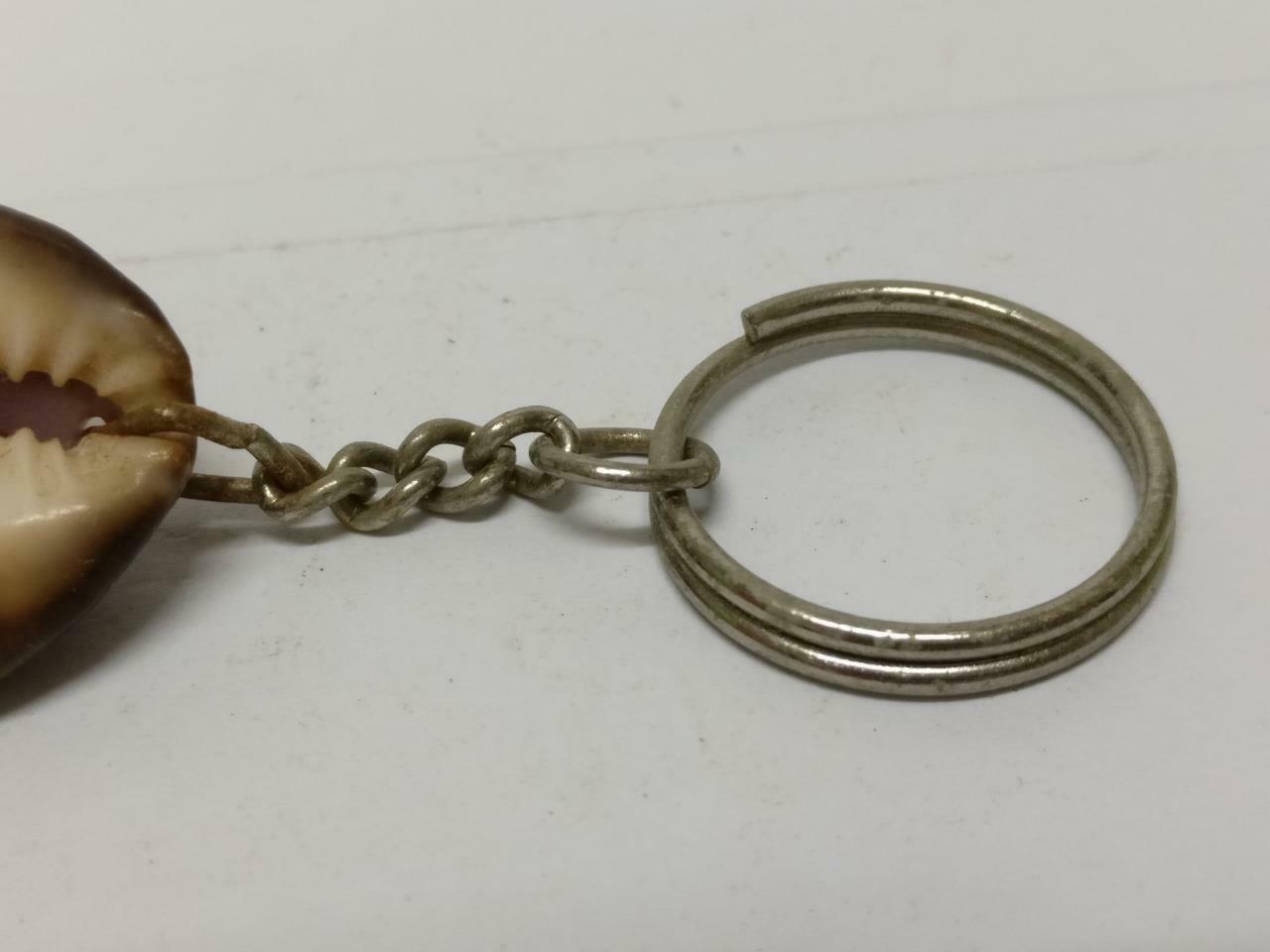 LP888 Rare Vintage Seashell Art Surname Liu 刘 劉 Souvenir Keychain Keyring F/S (B665)