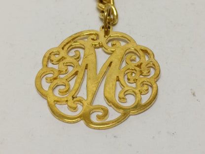 Vintage Beautiful Letter Initial M Gold Tone Metal Keyring Keychain F/S (B782)