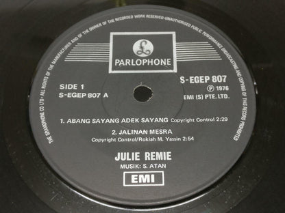 Malay Julie Remie Abang Sayang Adek Sayang EMI Singapore 7" EP 45 RPM (EP350)
