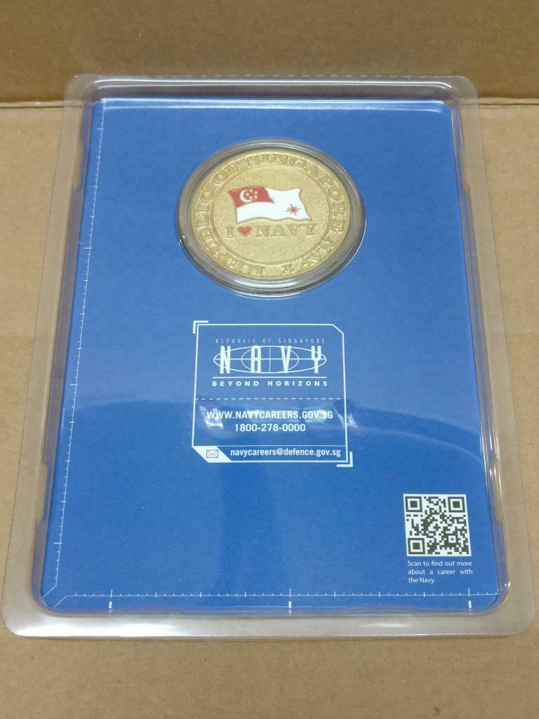 Singapore Navy ASSeT Trooper Gold Color Sourvenir Coin With Case (A1918)