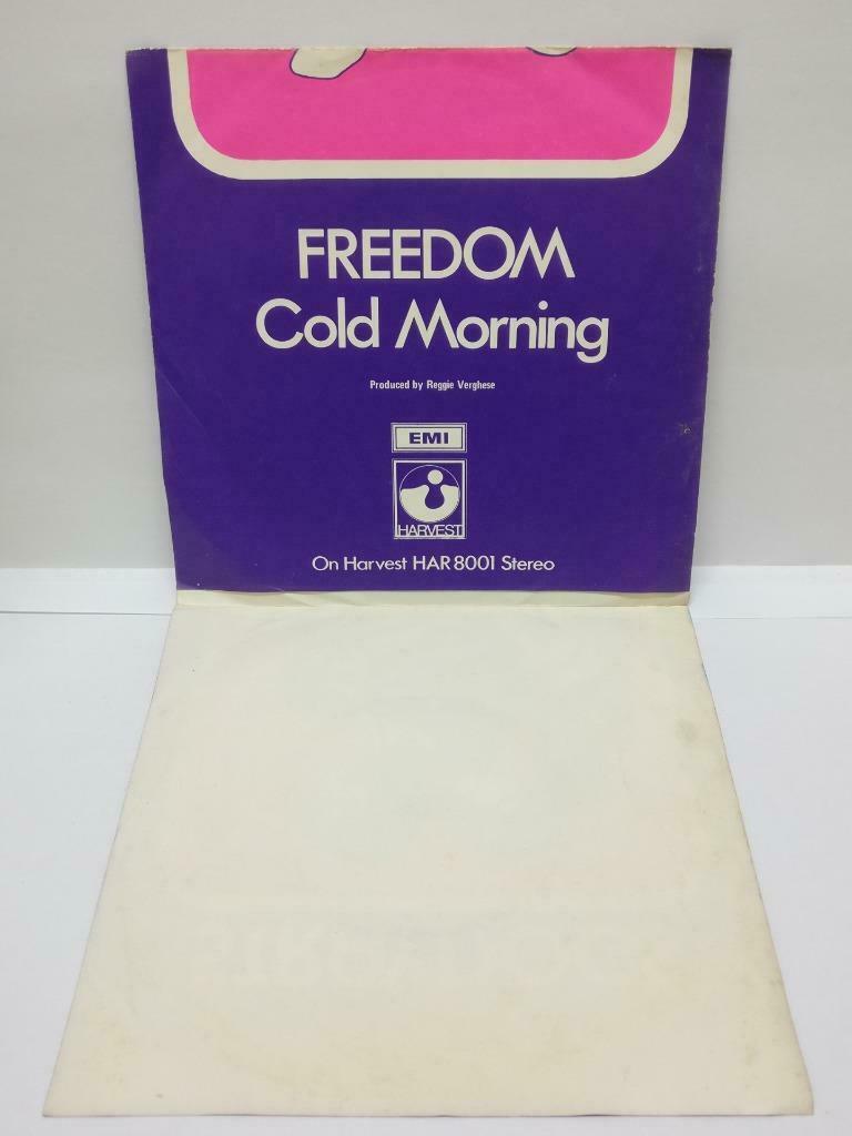 Mega Rare Singapore The Stray Dogs Band Freedom English Harvest EP 7" (EP203)