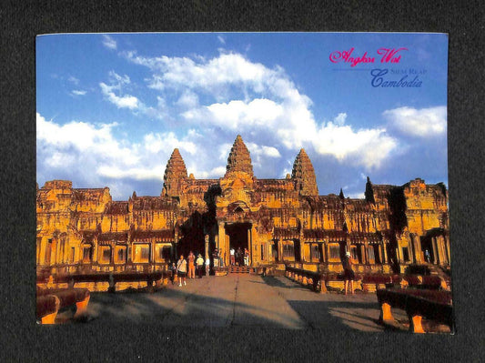 LUCKYPIGEON Cambodia Angkor Wat Monuments Postcard (C1669)