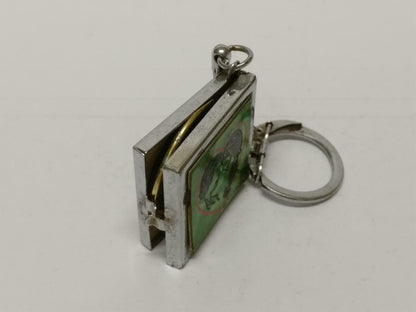 LP888 Rare Vintage Couple Love Heart Photo Locket Metal Keychain Keyring F/S (B689)