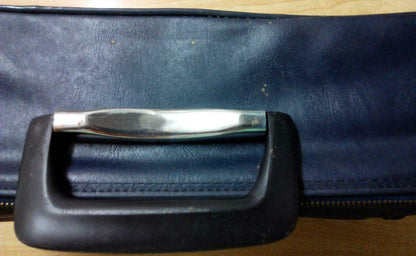 Mega Rare Vintage Singapore Airlines SIA USA Foldable Travel Briefcase Bag A716