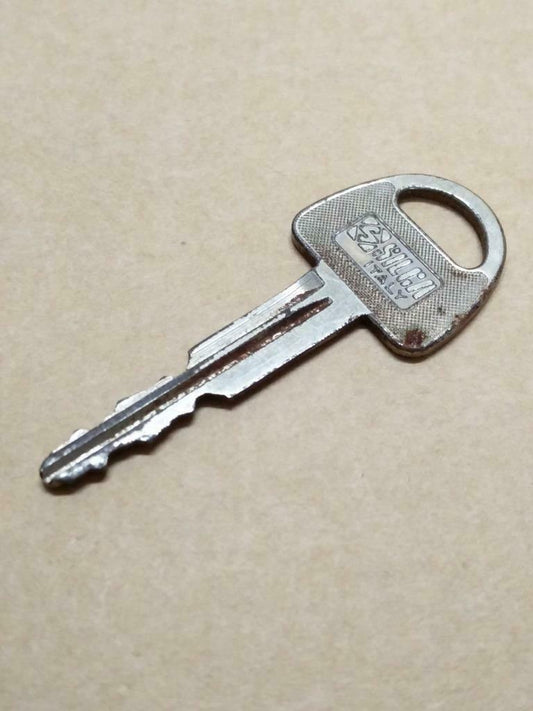 LP888 Silca Italy Metal Key Collectible (B551)