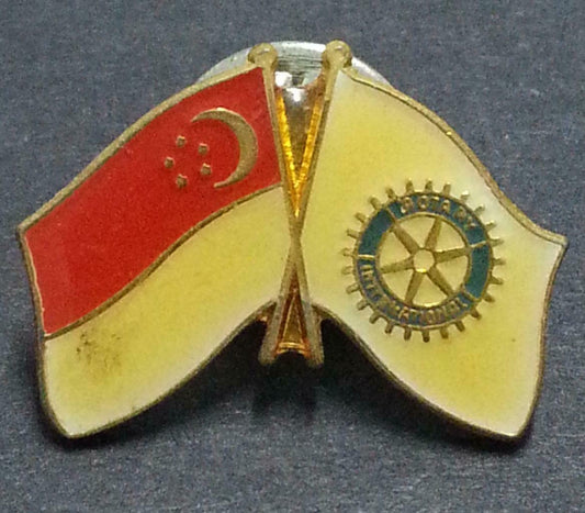 Rare Vintage Singapore & Rotary Club Pin Badge F/S (B269)