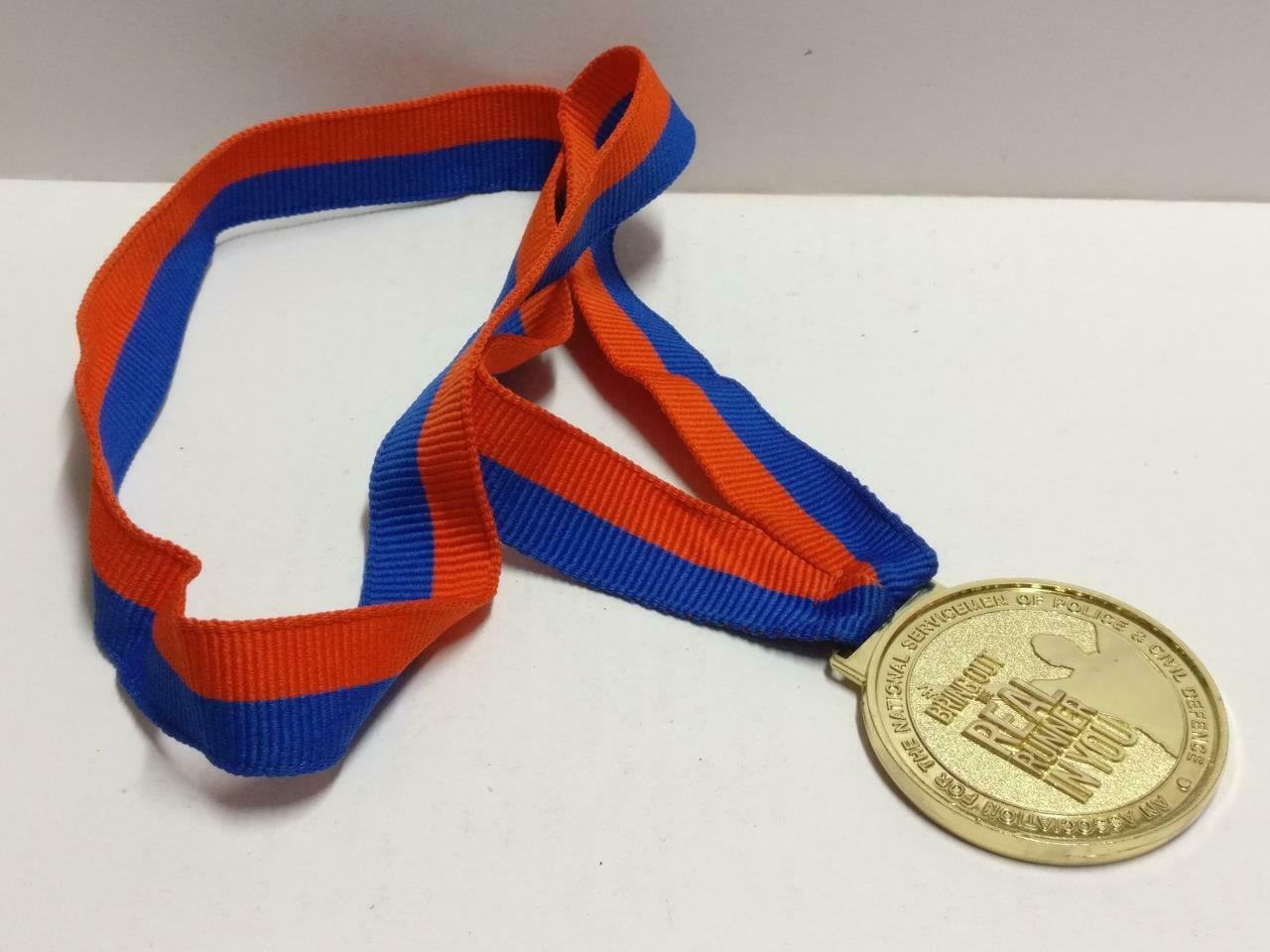 Singapore Real Run New Balance 10KM Finisher National Servicemen Medal (C081)