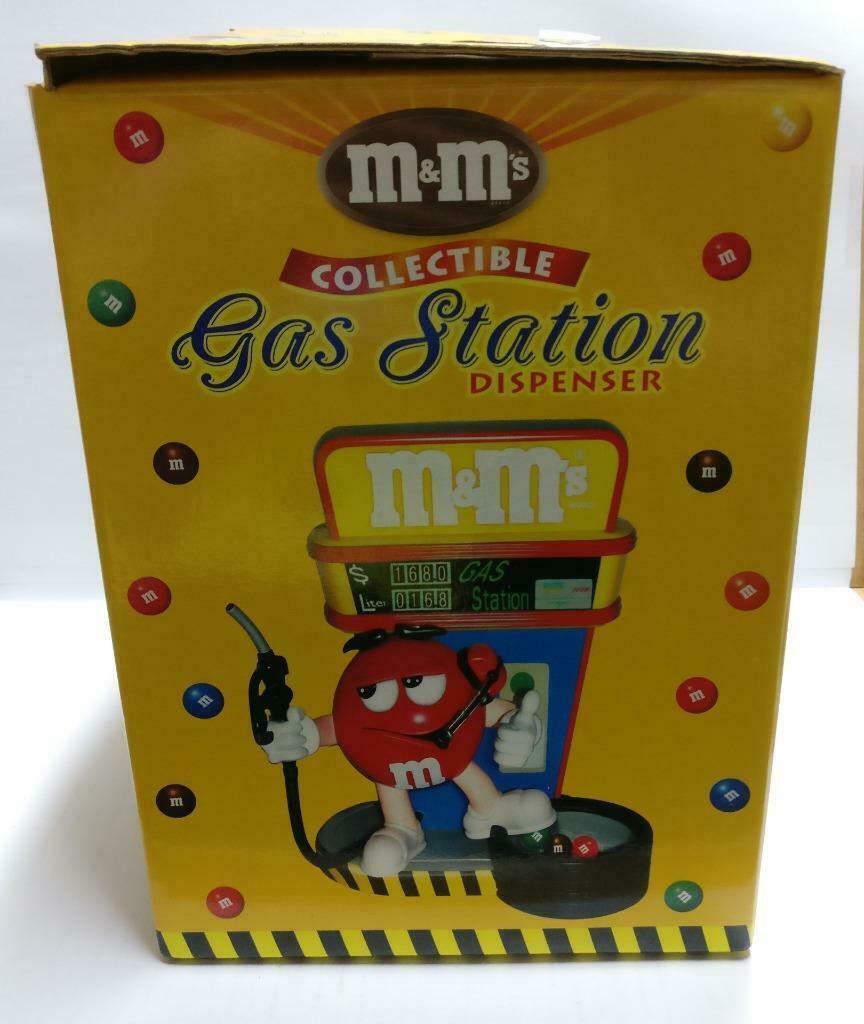 M&M's M&M Chocolate Blue Gas Petrol Station 2002 Candy Dispenser w/Box A2185 *5