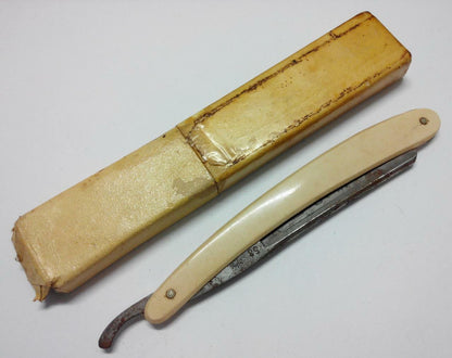 VTG Carl Schlieper Germany Solingen Razor Shave Ready Chinese Words w/ Box A893