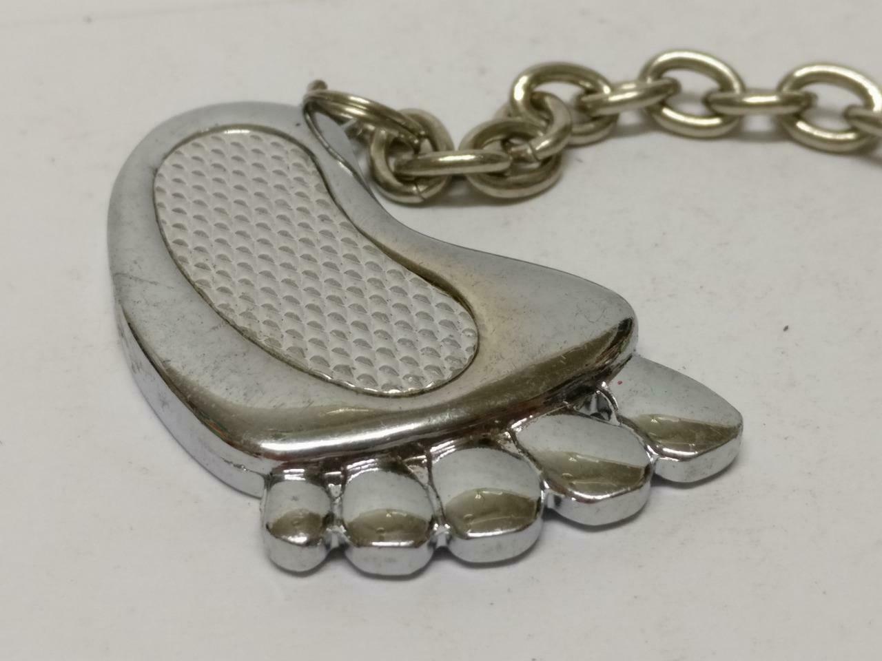 LP888 Vintage Mini Foot Footprint Silver Tone Metal Case Keychain Keyring F/S (B724)
