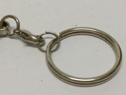 LP888 Cute Cartoon Berry Shape Silver Tone Metal Souvenir Keychain Keyring F/S (B703)