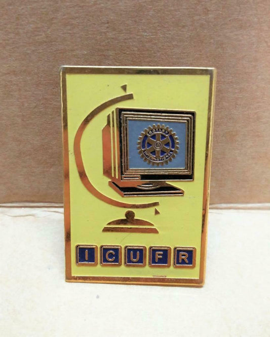LP888 ICUFR International Computer Users Fellowship of Rotarian Globe Pin Badge (B527)