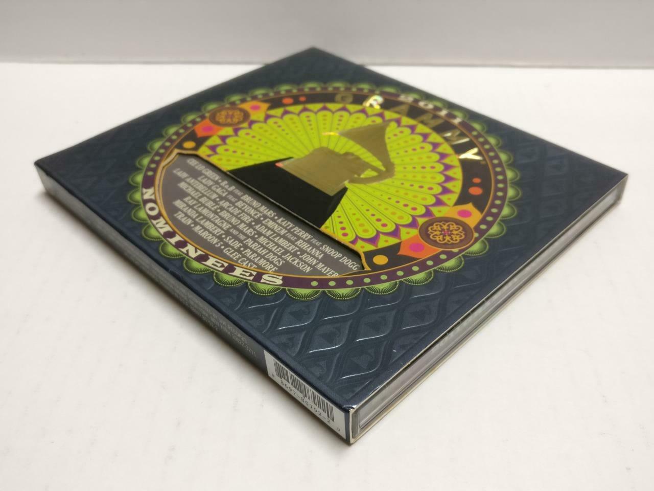 Various Artist Michael Jackson Buble Rihanna Beyonce 2011 Singapore CD (CD976)