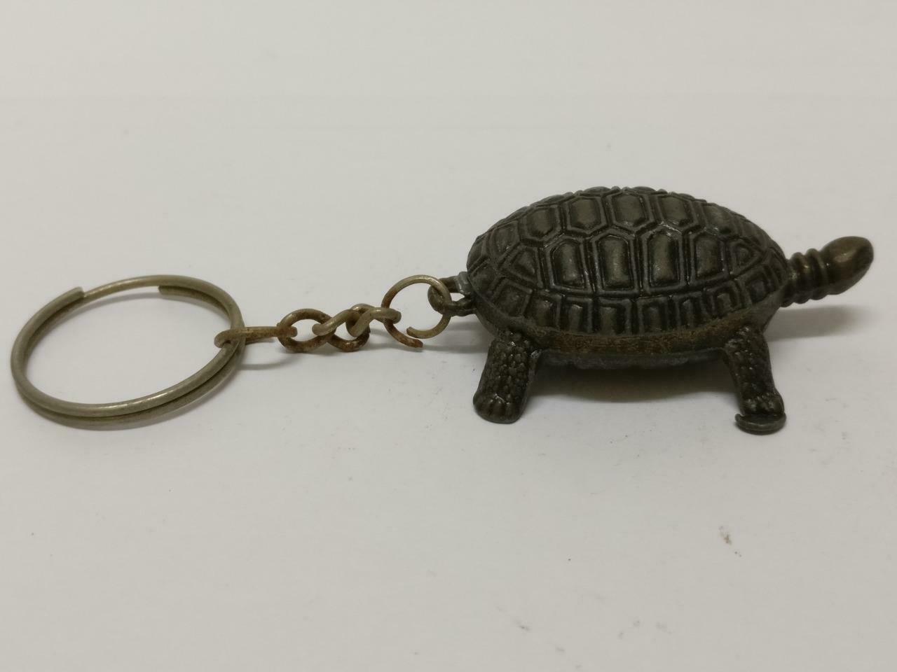 LP888 Rare Vintage Cute Metal Tortoise Animal Souvenir Keychain Keyring F/S (B766)