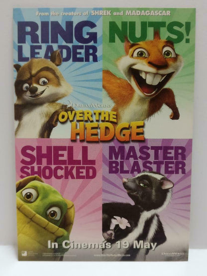 LUCKYPIGEON888 Movie Over The Hedge Cartoon 2006 Singapore Postcard (E0333)