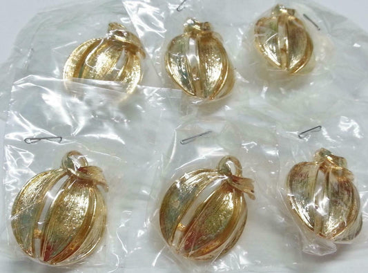 Mega Rare Vintage Asia Gold Tone Metal Retro Design Round Buttons x 6 (B391)
