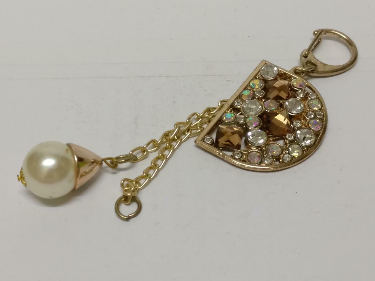 LP888 Vintage Letter D Rhinestones & Faux Pearl Gold Tone Keychain Keyring F/S (B713)