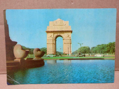 LUCKYPIGEON India Gate Delhi Postcard (C1975)