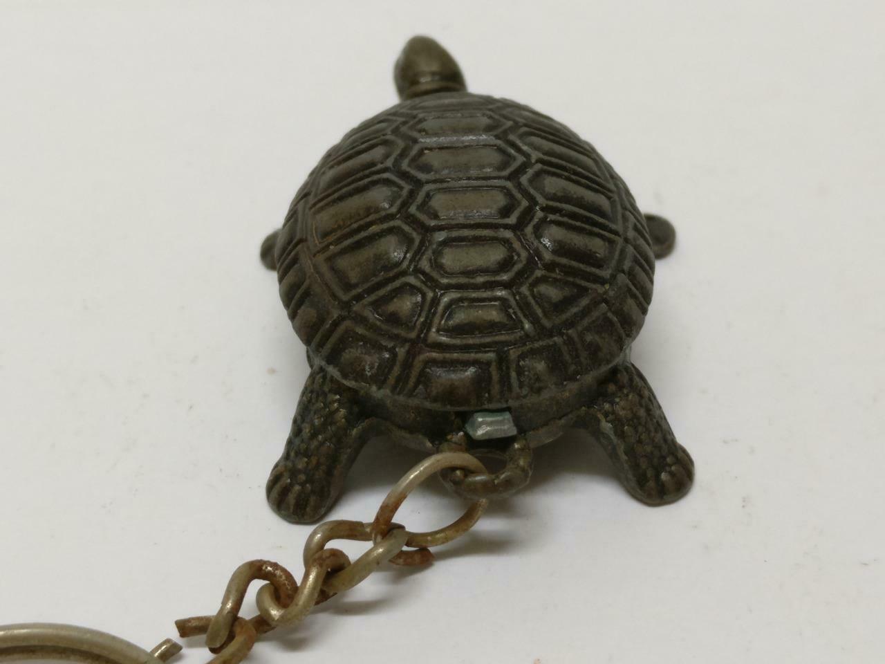 LP888 Rare Vintage Cute Metal Tortoise Animal Souvenir Keychain Keyring F/S (B766)
