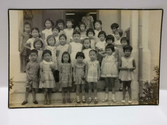 Vintage Asian Chinese Class Boy Girls Children Group Portrait B&W Photo (P263)