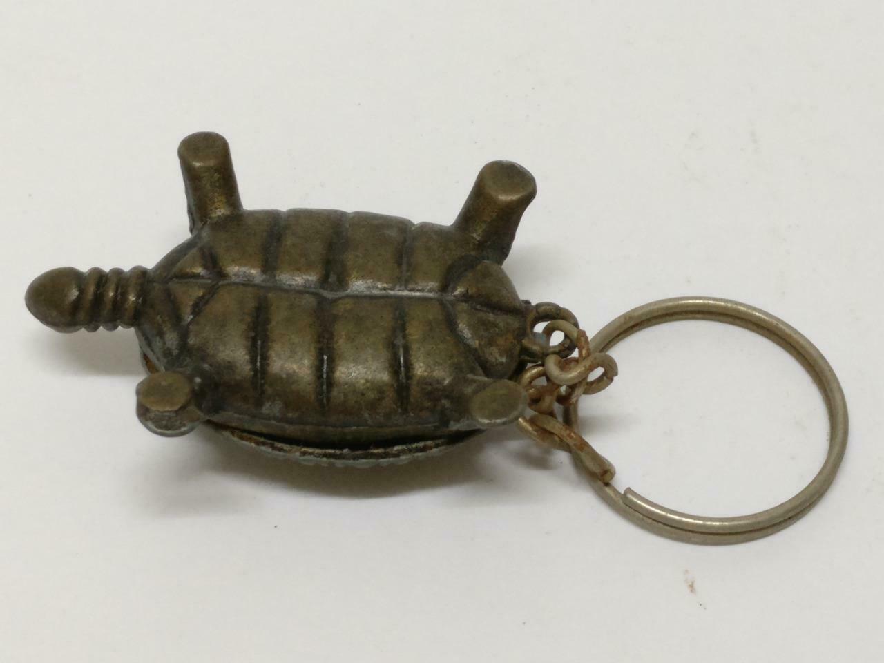LP888 Rare Vintage Cute Metal Tortoise Animal Souvenir Keychain Keyring F/S (B766)