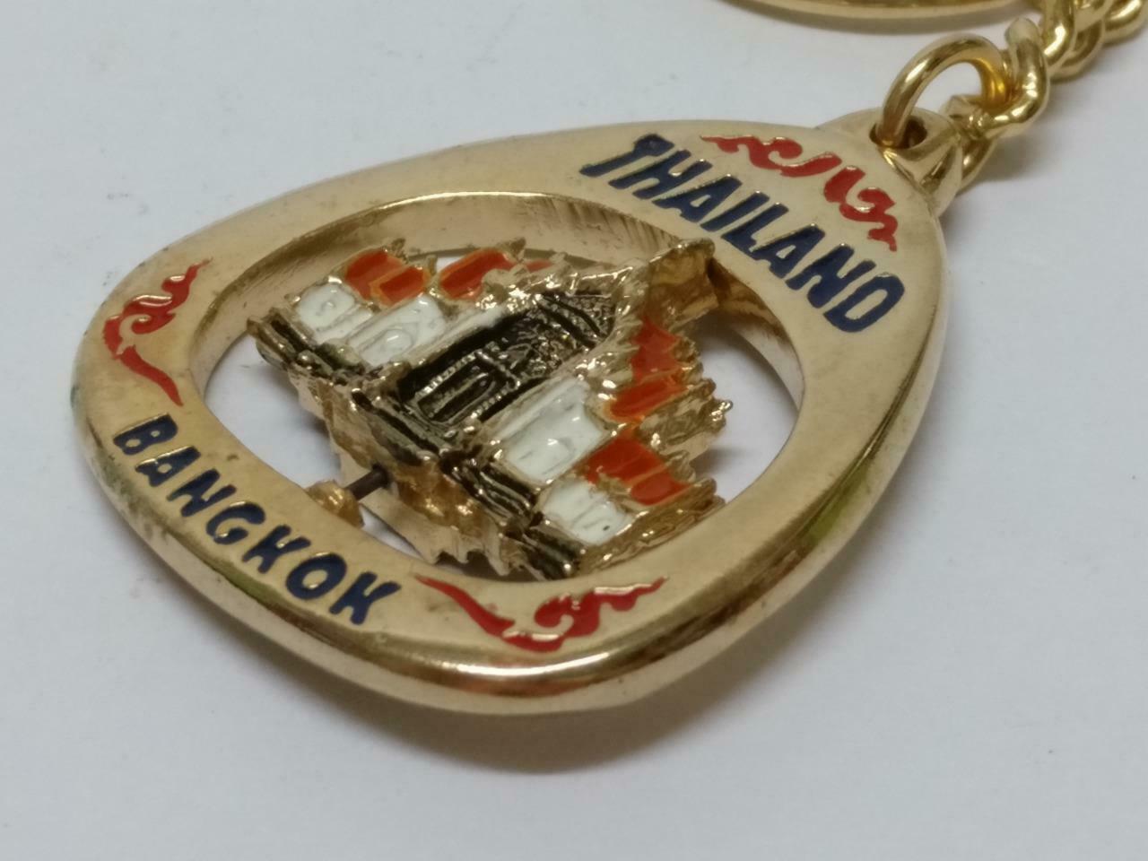 LP888 Thailand Bangkok Marble Temple Souvenir Gold Tone Keychain Keyring F/S  (B759)