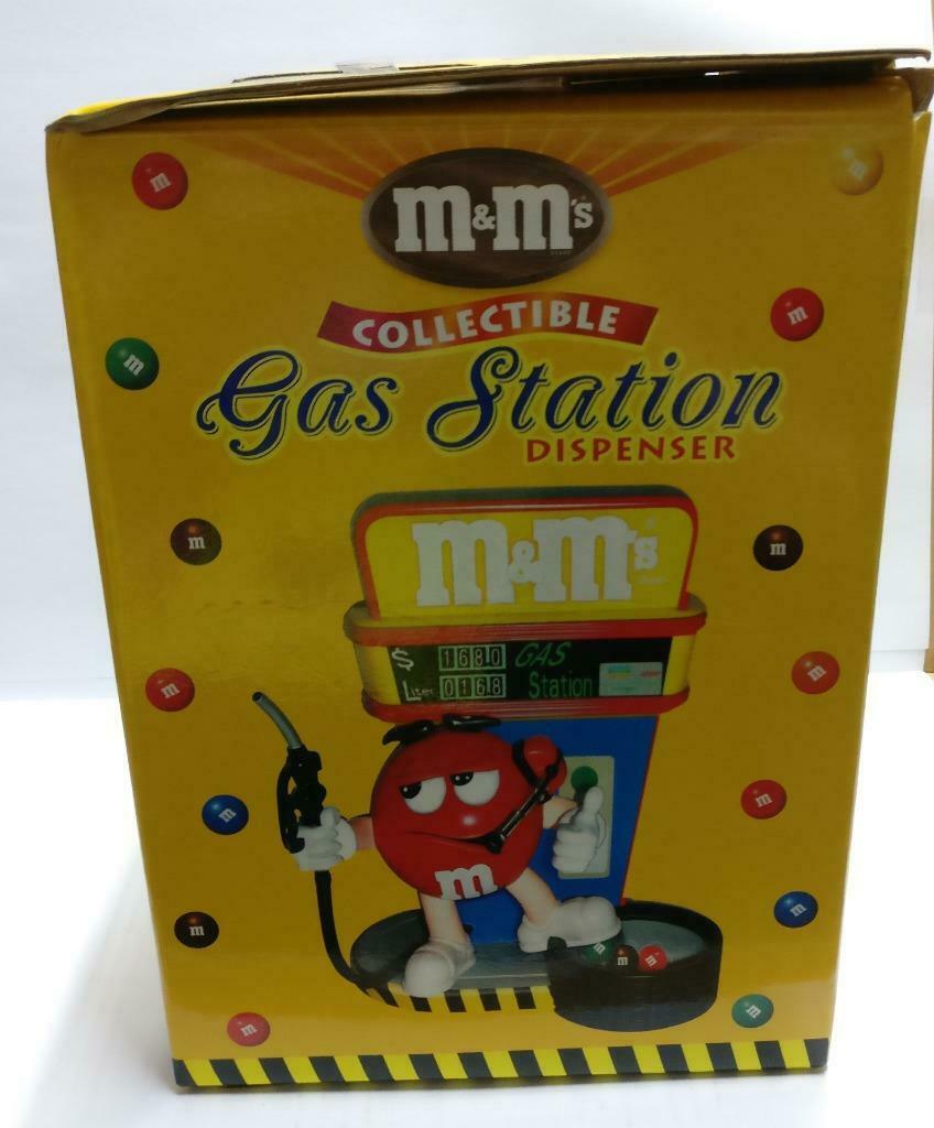 M&M's M&M Chocolate Blue Gas Petrol Station 2002 Candy Dispenser w/Box A2185 *5