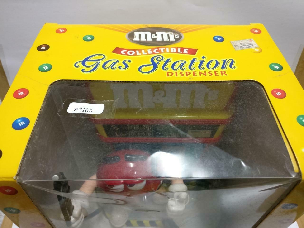 M&M's M&M Chocolate Blue Gas Petrol Station 2002 Candy Dispenser w/Box A2185 *5
