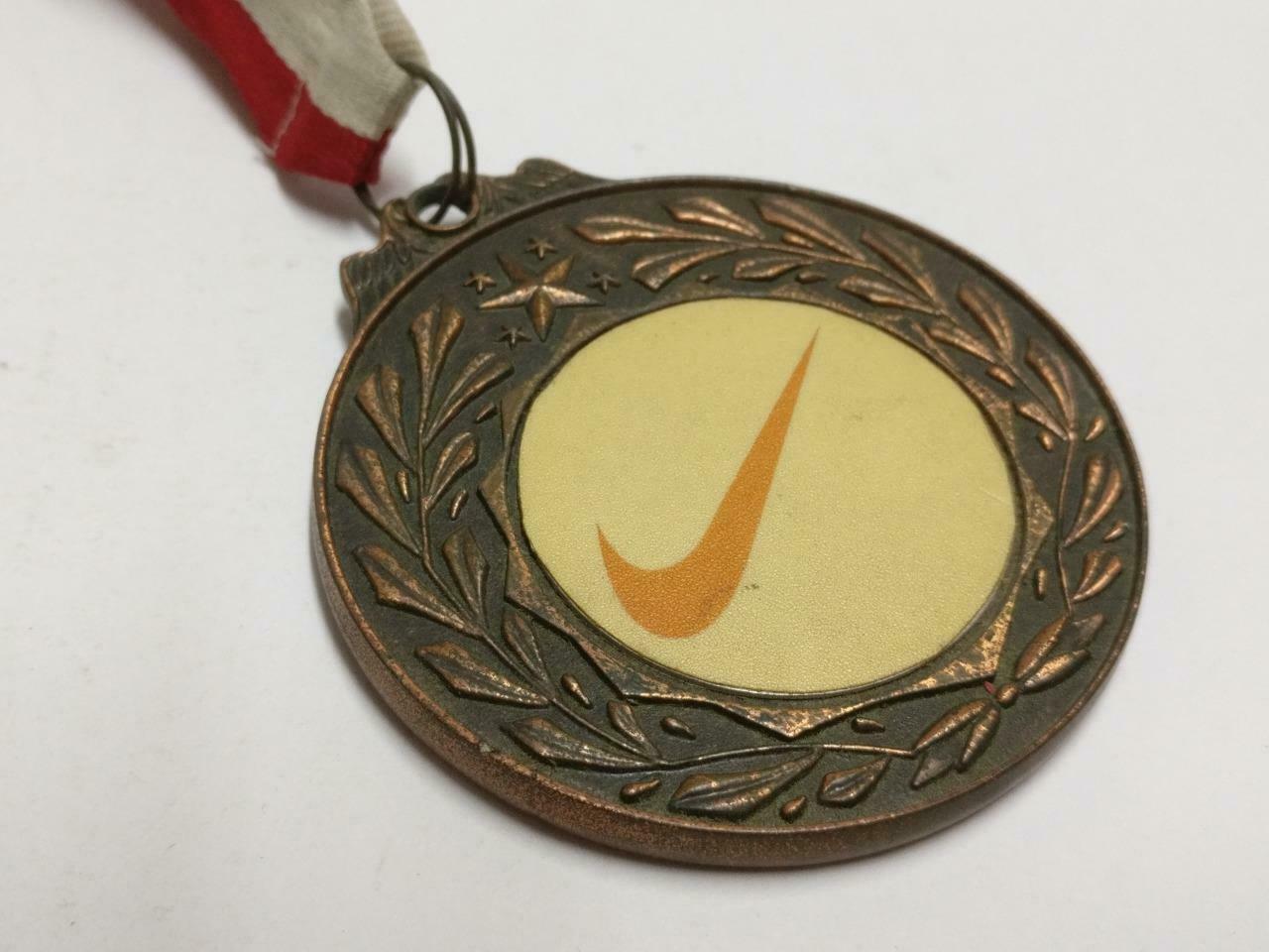Singapore School Nike 2nd Runners-Up MUPC 04 Medal With Ribbon Strap (C090)