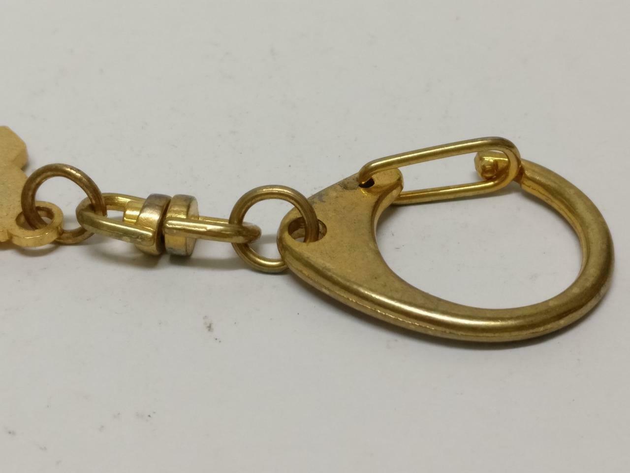 LP888 Vintage Singapore Sri Arasakesari Sivan Temple Gold Tone Keychain F/S (B772)