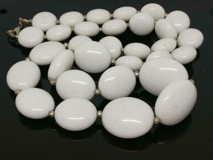 CJ888 Vintage Beautiful Retro Art Deco Women Oval White Beaded Necklace F/S J603