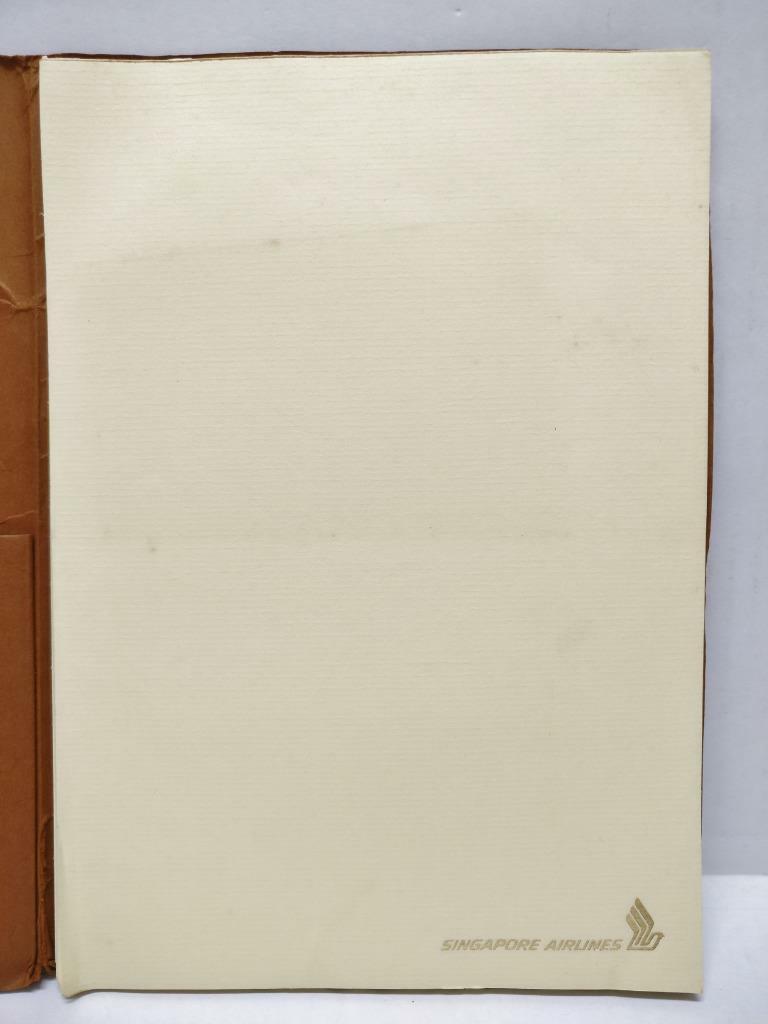 Singapore Airlines Business Class Note Memo Pad Writing Set & 2 Postcard (C2268)