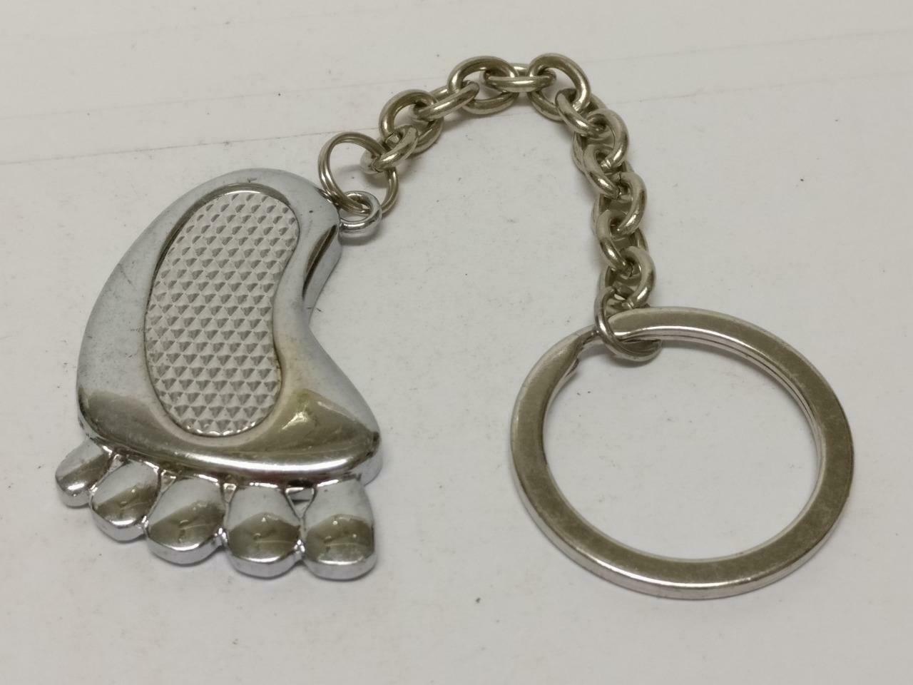 LP888 Vintage Mini Foot Footprint Silver Tone Metal Case Keychain Keyring F/S (B724)