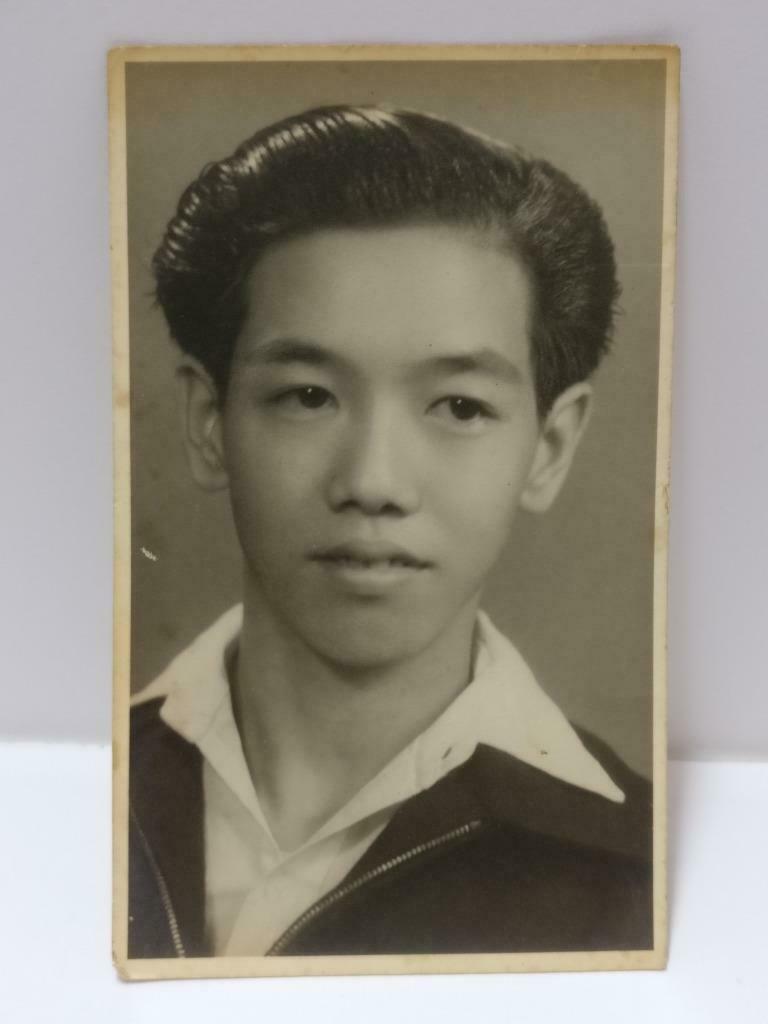 Vtg Overseas Chinese Handsome Man In Smart Wear Studio Portrait B&W Photo P524