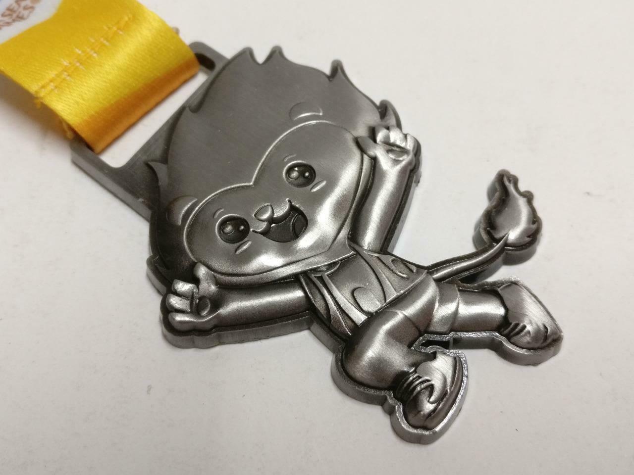 Singapore 28th Olympic SEA Games 2015 Nila Run Mascot Medal Yellow Ribbon C084