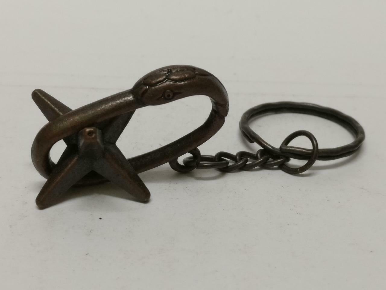 LP888 Rare Vintage Star Shape Bronze Unique Souvenir Keychain Keyring F/S (B718)