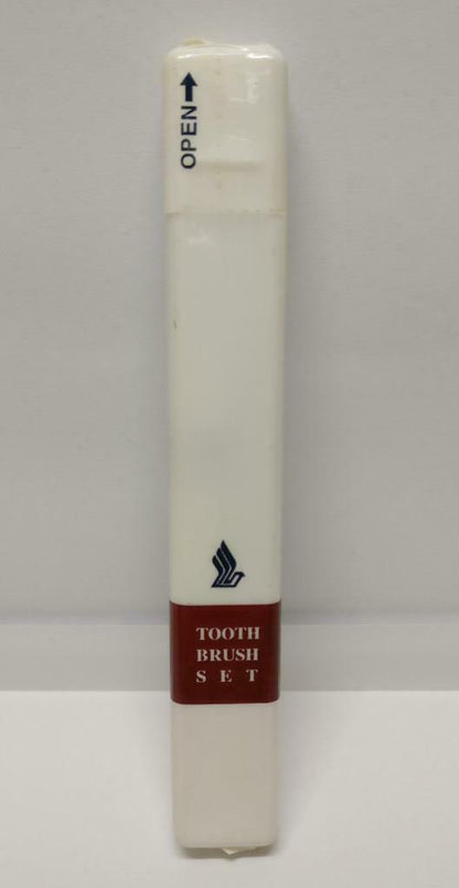 Sealed Vintage  SIA Singapore Airlines Toothbrush Set F/S (A2095)