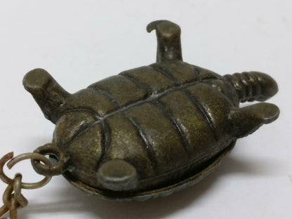 LP888 Rare Vintage Cute Metal Tortoise Animal Souvenir Keychain Keyring F/S (B766)